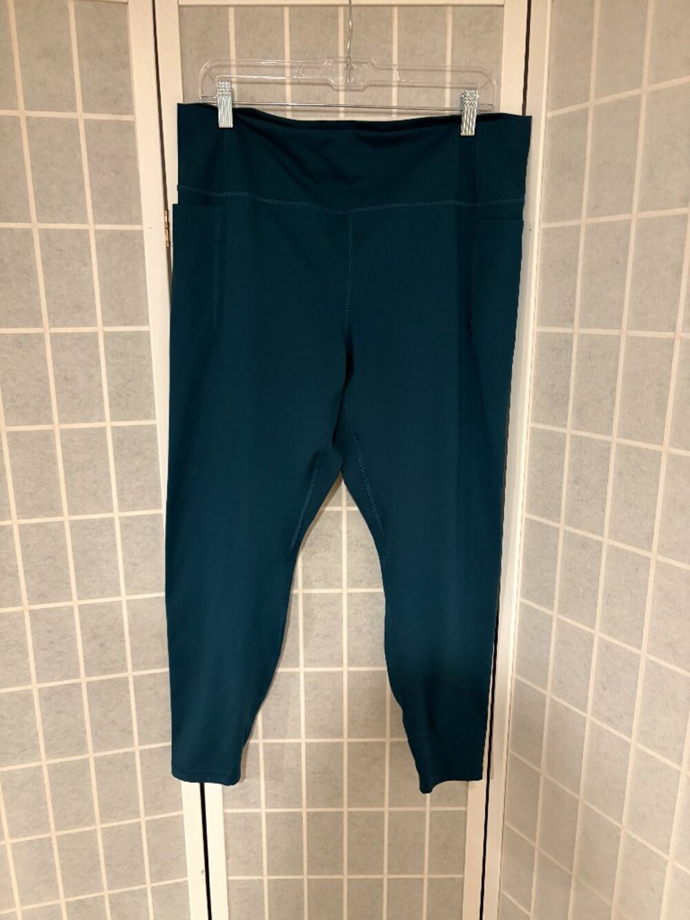 GapFit High Rise Capri Leggings Women's XXL Teal Side Pocket Athletic